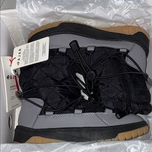 Pajar Black and Gray Quilted Winter Boots